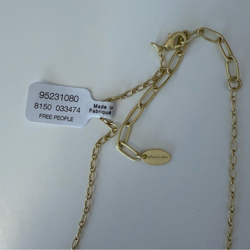 Free People - Gold Toned Charm Necklace with Whimsical Girly Coquette Charms NWT - Picture 4 of 5